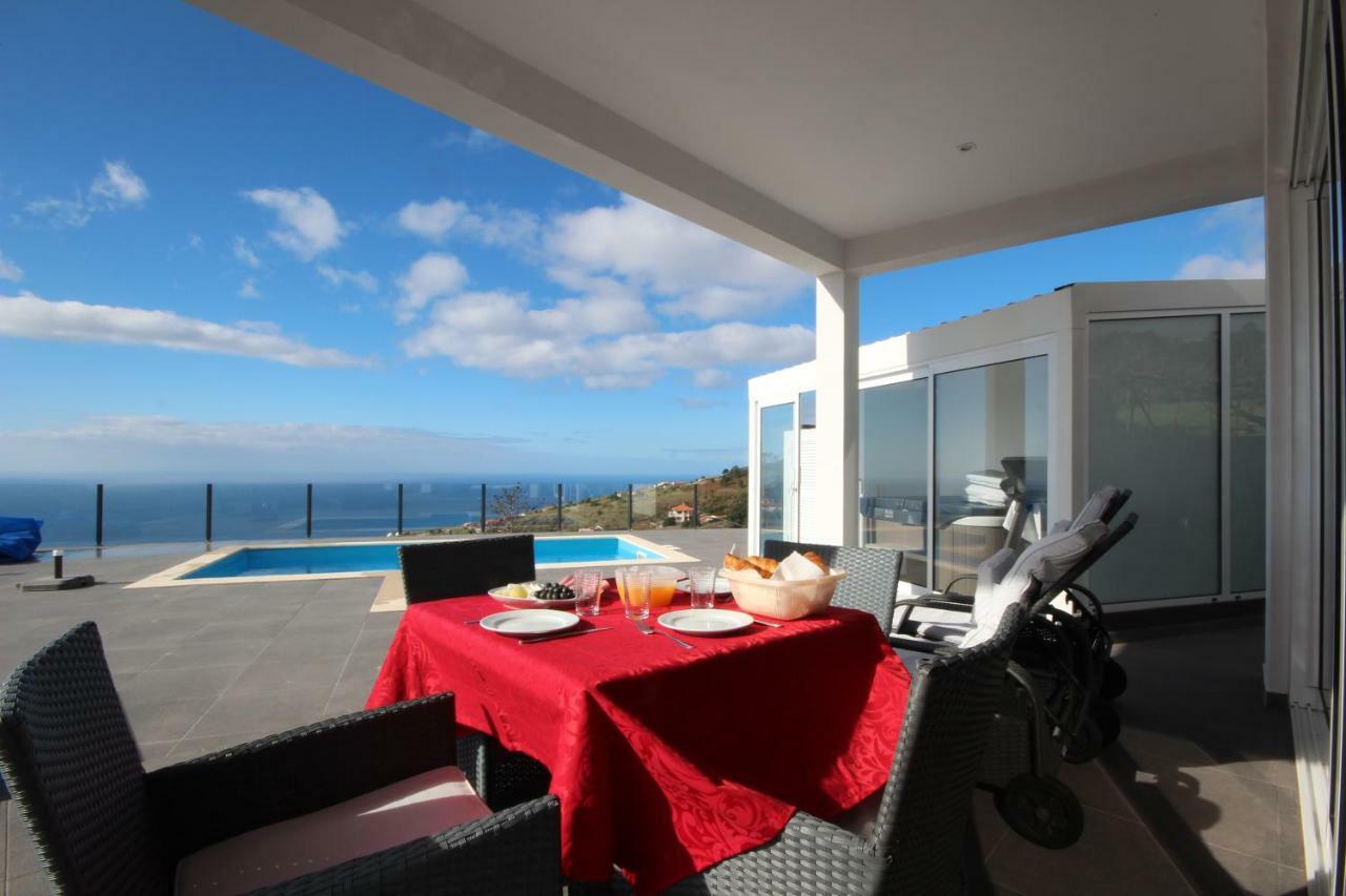 Villa Por Do Sol Estreito Da Calheta Exterior foto