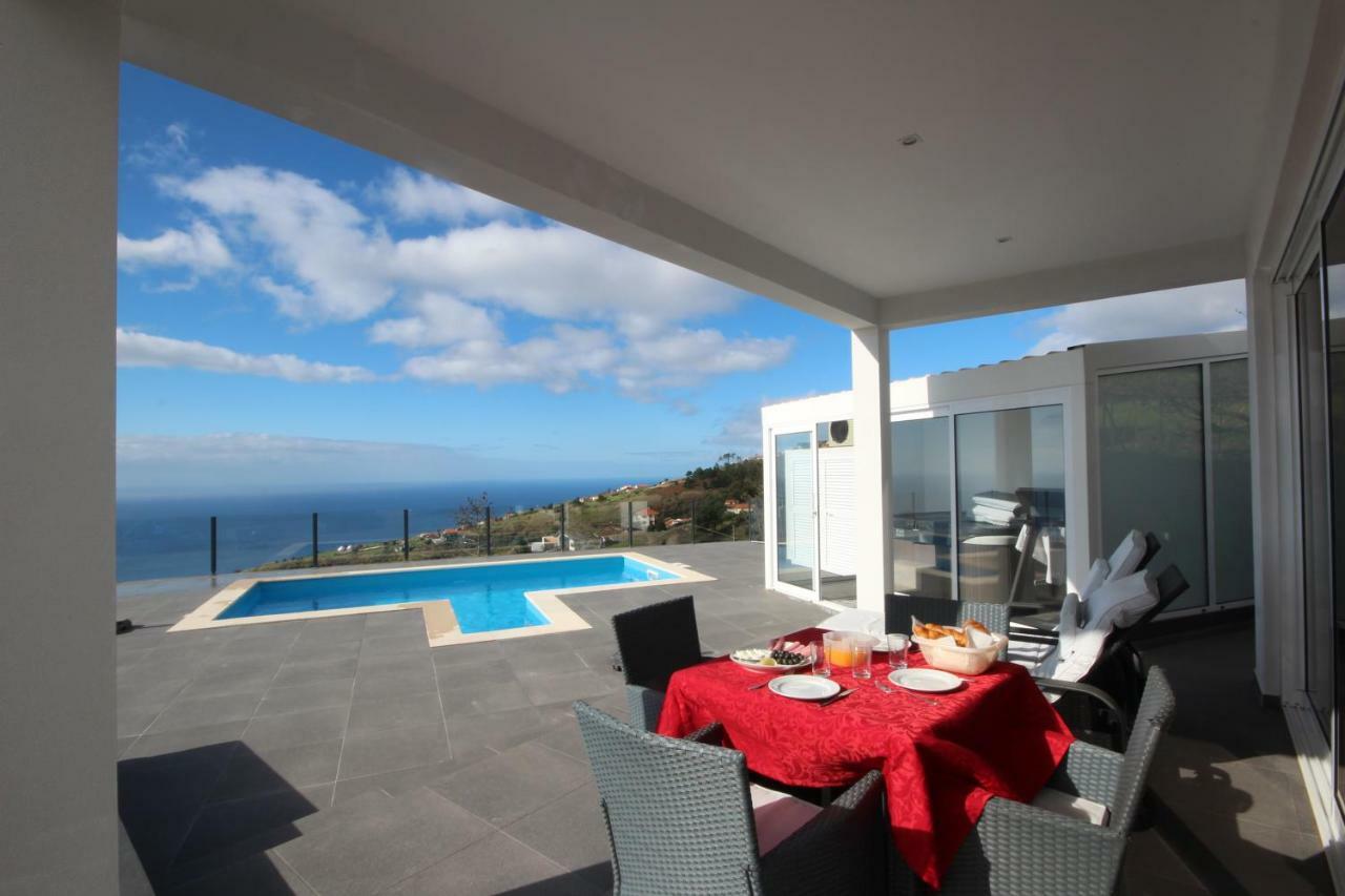 Villa Por Do Sol Estreito Da Calheta Exterior foto